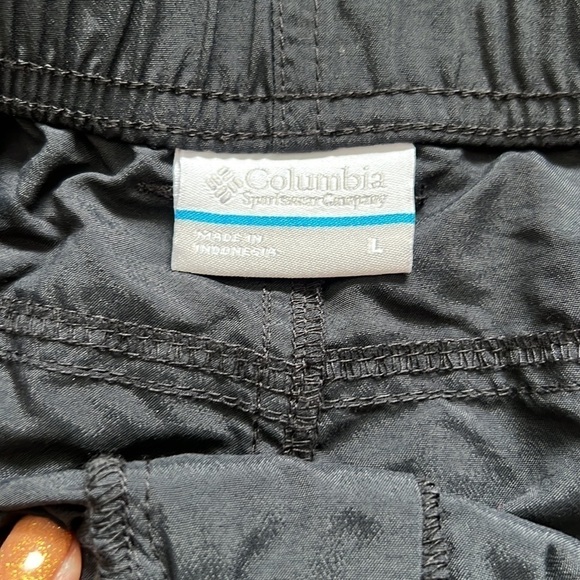 Columbia Sportswear Women's L Sandy River Cargo Short UPF Sun Protect Adjustable - Picture 5 of 11